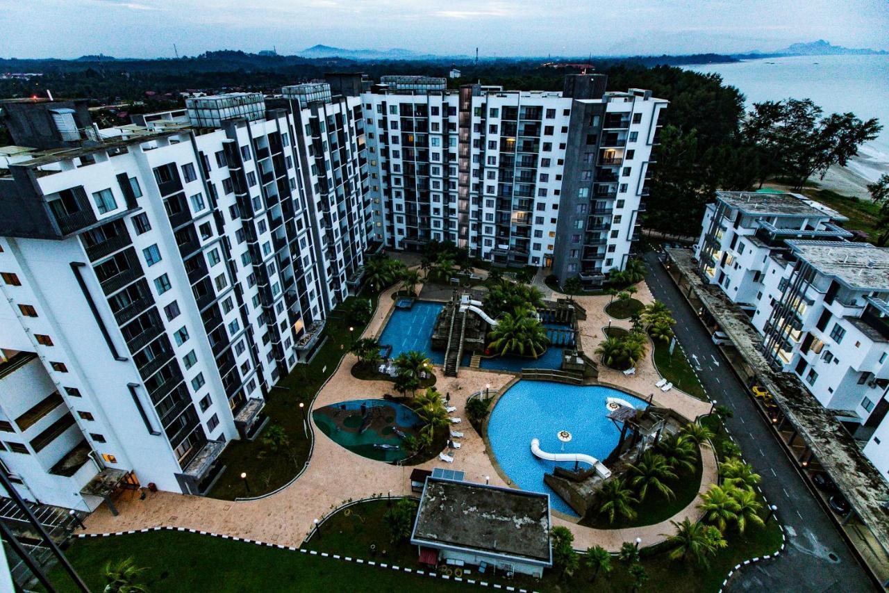 Timur Bay Beach Resort By Subhome Kuantan Exterior foto