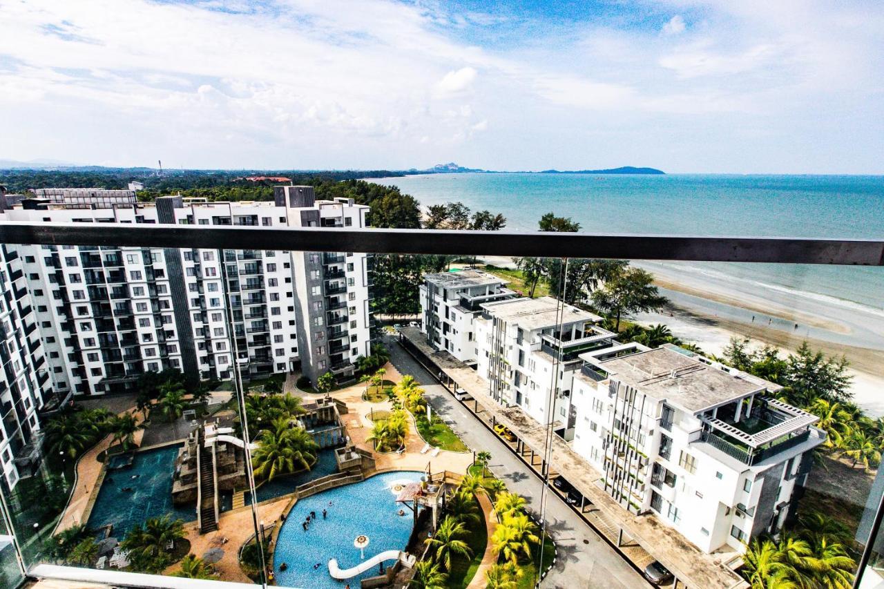 Timur Bay Beach Resort By Subhome Kuantan Exterior foto