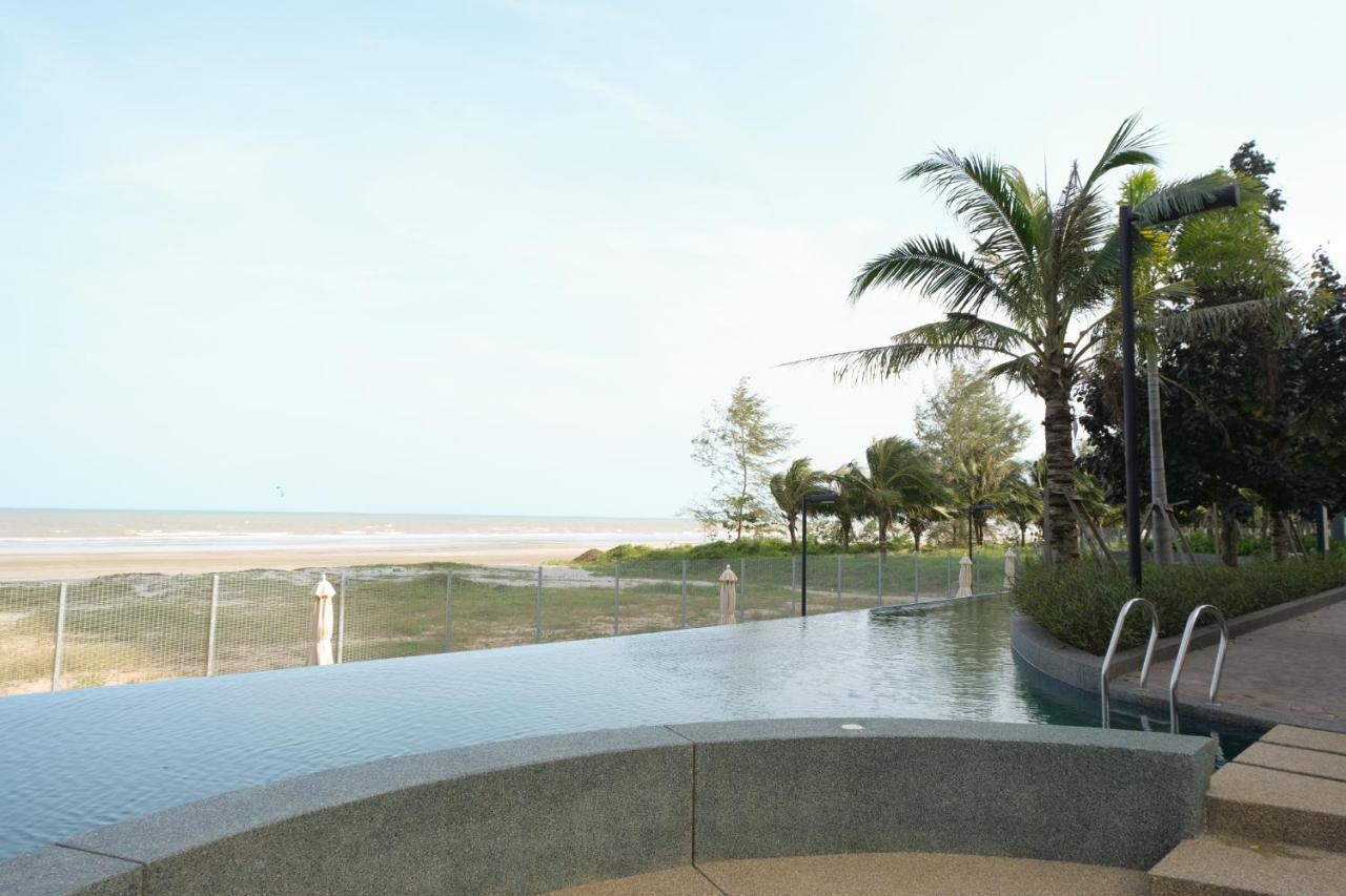 Timur Bay Beach Resort By Subhome Kuantan Exterior foto