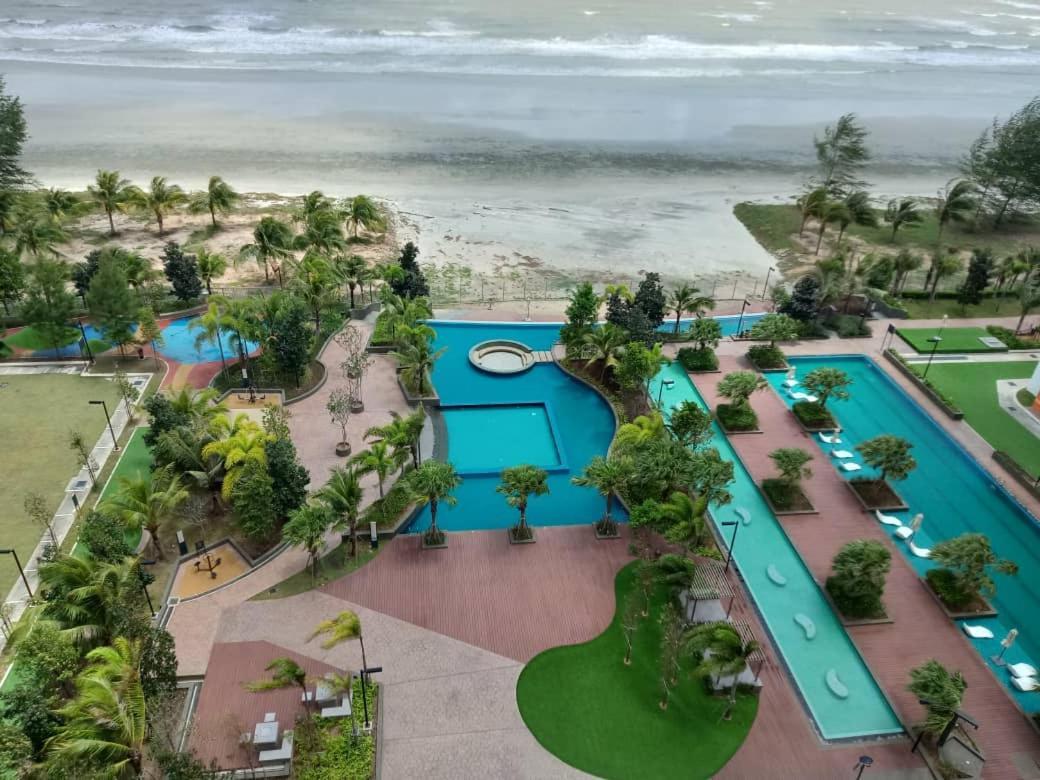 Timur Bay Beach Resort By Subhome Kuantan Exterior foto